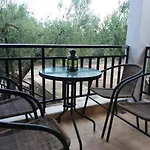 Holiday home Platanos *