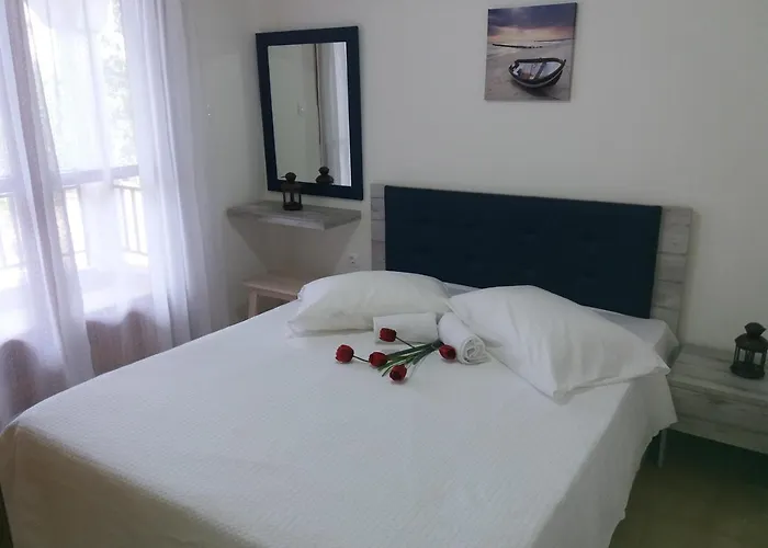 Platanos Case de vacanță Nea Moudania